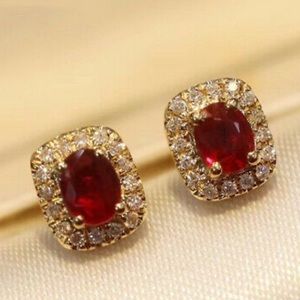 New 18k gold plated stud earrings